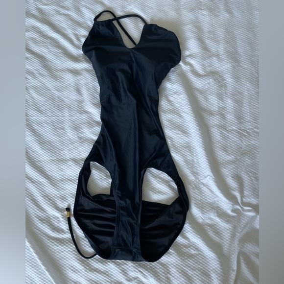 Mar By Vix Black Women Swim One Piece NWOT - Picture 1 of 8